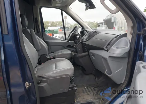 2017 Ford Transit-250 z USA, uszkodzony, nr VIN 1FTYR2CM5HKA33286